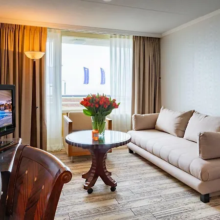 Beach Hotel Noordwijk-3